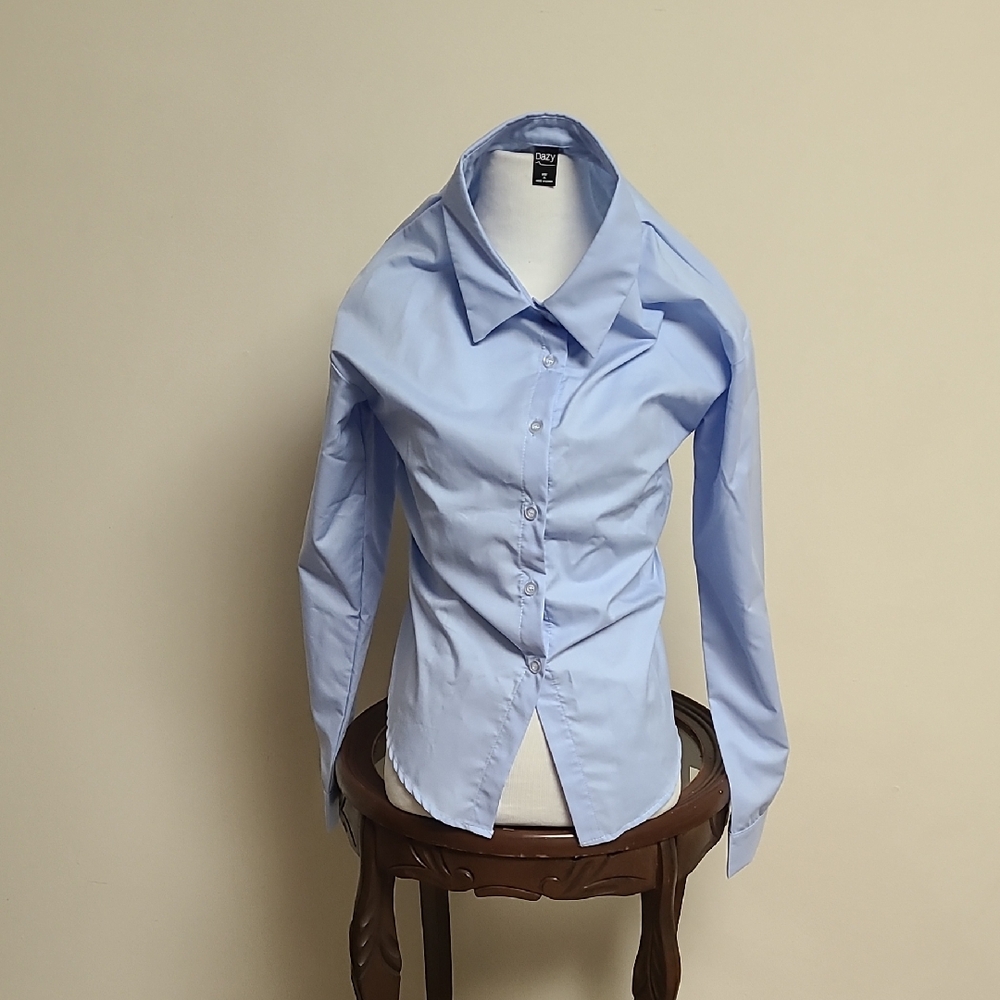 H&M Light Blue Women's Button-Down Shirt